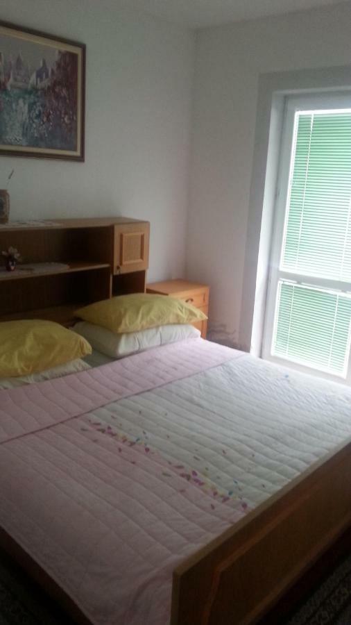 Apartment Ana 로고즈니차 외부 사진